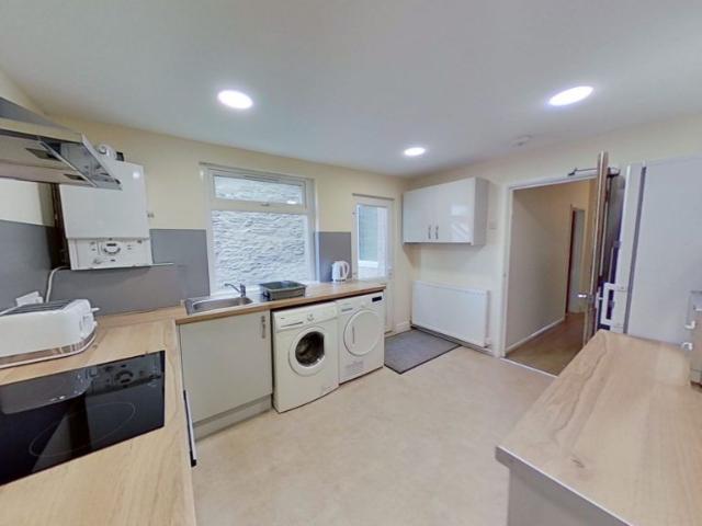 Hilda Street, Treforest, Pontypridd CF37, 5 bed shared accommodation to rent, £325 pppm | PrimeLocation