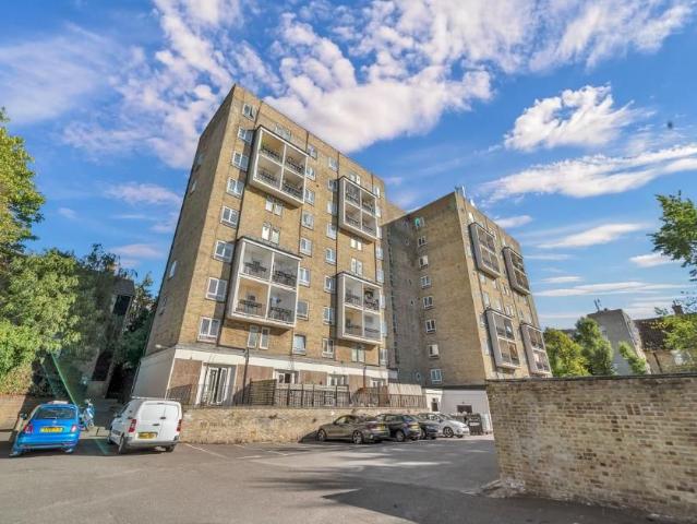 Hilgrove Road, Swiss Cottage NW6, 2 bed flat to rent, £2,395 pcm | PrimeLocation