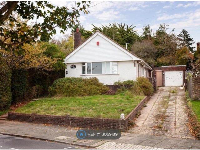 Hill Brow, Hove BN3, 4 bed bungalow to rent, £4,000 pcm | PrimeLocation