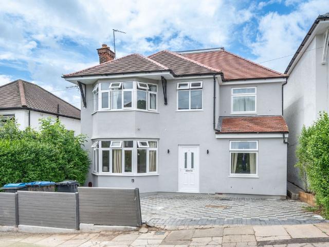 Hill Close NW2, Dollis Hill, London, 5 bed detached house to rent, £5,000 pcm | PrimeLocation