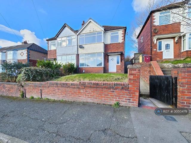 Hill Cot Road, Bolton, BL1 3 bed semi detached house to rent £1,250 pcm £288 pw