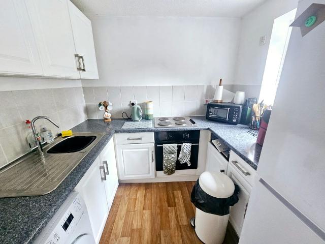 Hill Lane, Southampton SO15, 2 bed flat to rent, £1,275 pcm | PrimeLocation