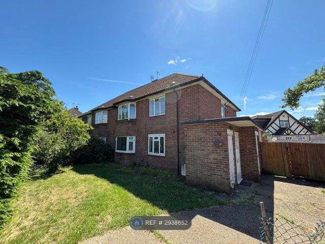 Hill Lane, Ruislip HA4, 2 bed maisonette to rent, £1,650 pcm | PrimeLocation