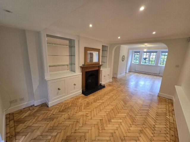 Hill Rise, Hampstead Garden Suburb NW11, 3 bed terraced house to rent, £3,987 pcm | PrimeLocation
