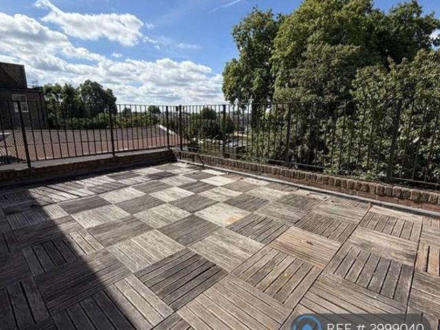 Hill Rise, Richmond, TW10 2 bed maisonette to rent £3,250 pcm £750 pw