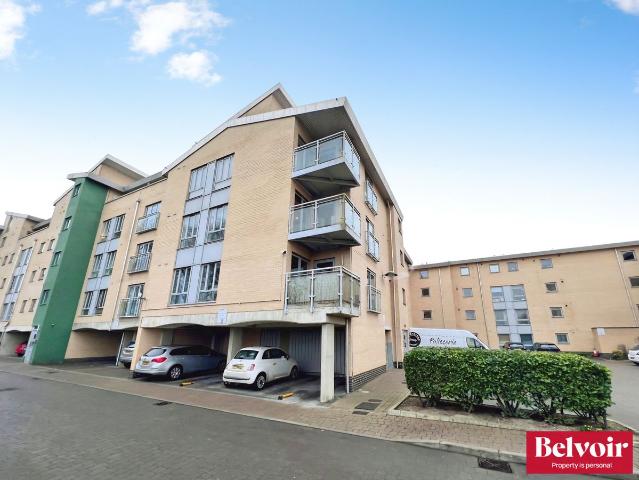 Hill Road South, Chelmsford, Essex CM2, 2 bed flat to rent, £1,200 pcm | PrimeLocation