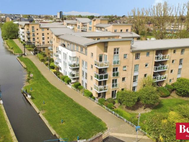Hill Road South, Chelmsford, Essex CM2, 2 bed flat to rent, £1,650 pcm | PrimeLocation