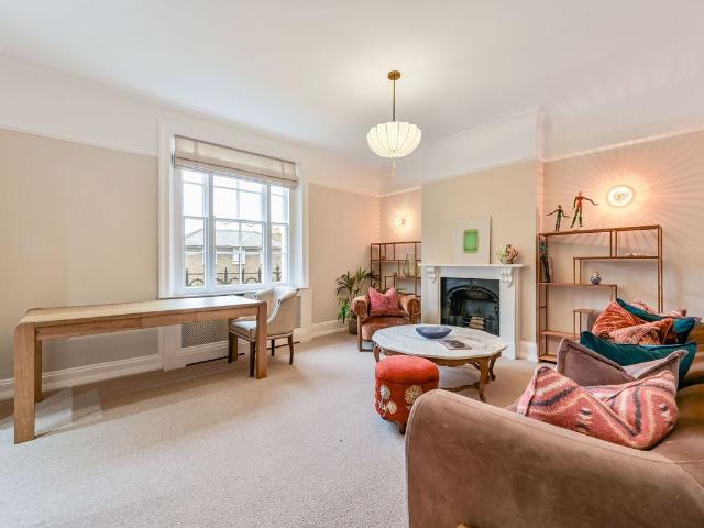 Hill Road, St John's Wood, London NW8, 4 bed flat to rent, £7,497 pcm | PrimeLocation