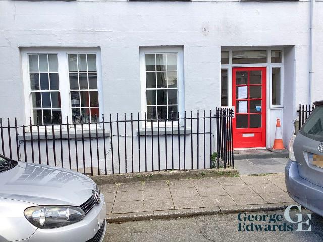 Hill Street, Haverfordwest SA61, 1 bed flat to rent, £575 pcm | PrimeLocation