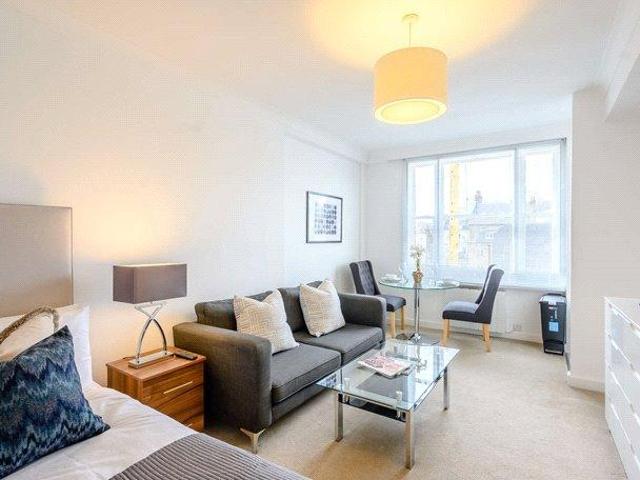 Hill Street, London, W1J Studio to rent £2,817 pcm £650 pw