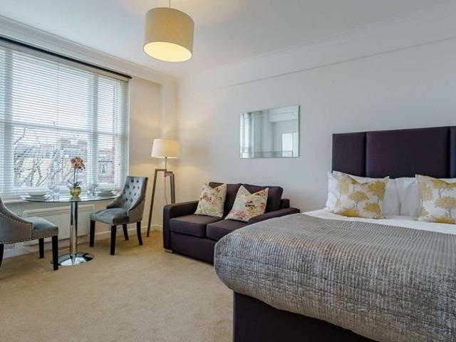 Hill Street, London W1J, Studio to rent, £2,817 pcm | PrimeLocation