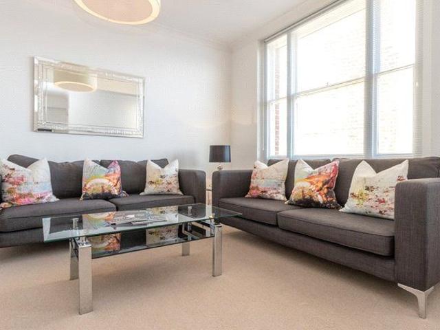 Hill Street, London W1J, 1 bed flat to rent, £3,770 pcm | PrimeLocation