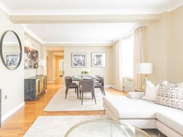 Hill Street, London W1J, 3 bed flat to rent, £7,280 pcm | PrimeLocation