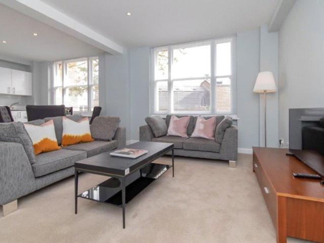 Hill Street, Mayfair, London, W1J 1 bed apartment to rent £3,857 pcm £890 pw