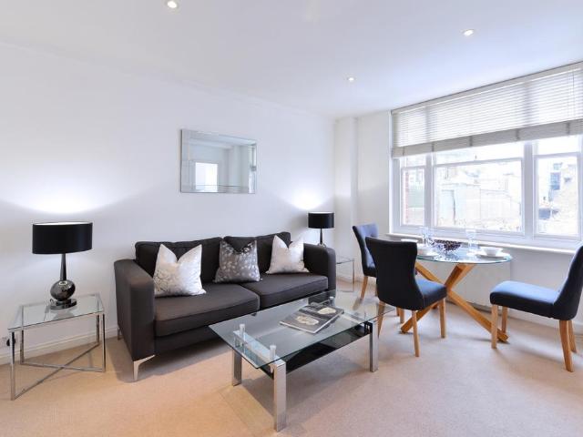 Hill Street Mayfair W1J 1 bed flat to rent £3,276 pcm £756 pw