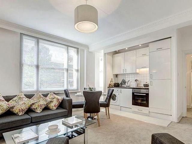 Hill Street, Mayfair, W1J 2 bed apartment to rent £5,460 pcm £1,260 pw