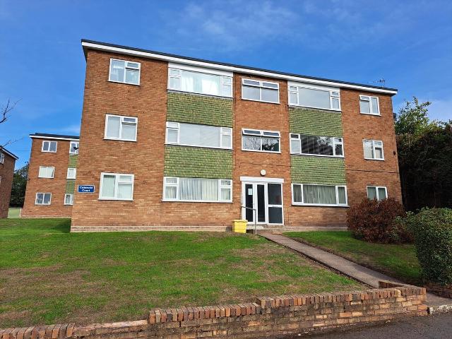 Hill Village Road, Four Oaks, Sutton Coldfield B75, 2 bed flat to rent, £1,150 pcm | PrimeLocation