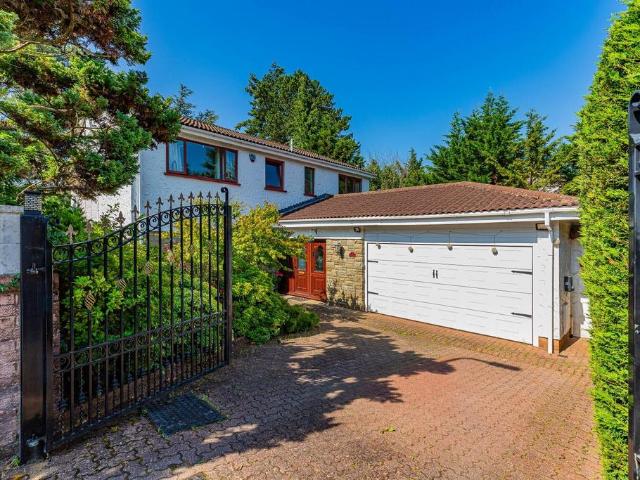 Hillcot Close, Cardiff CF14 4 bed detached house to rent £2,700 pcm £623 pw