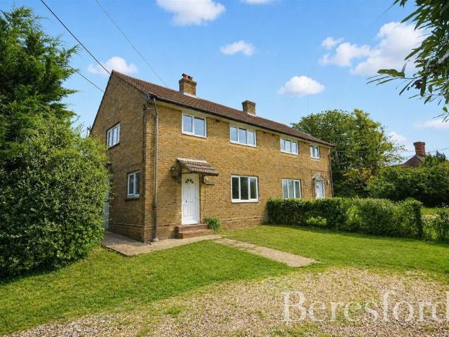 Hillcrest, Chignal Smealey, CM1 3 bed semi detached house to rent £1,600 pcm £369 pw