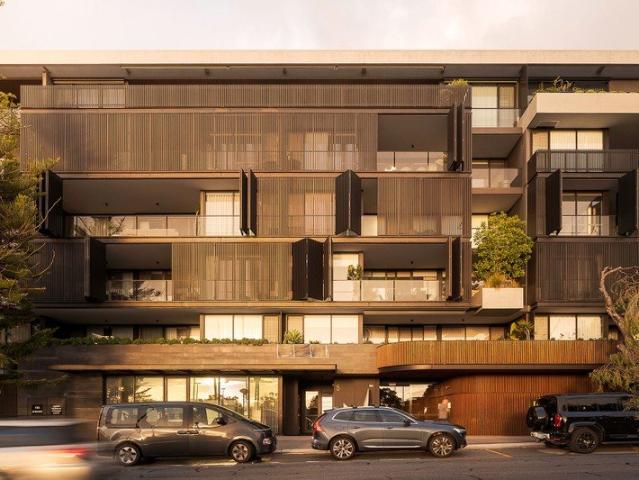 HILLAM DESIGNED PENTHOUSE AT LUCENT CLAREMONT