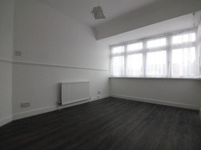 Hillborne Close, Hayes UB3, 3 bed property to rent, £2,250 pcm | PrimeLocation