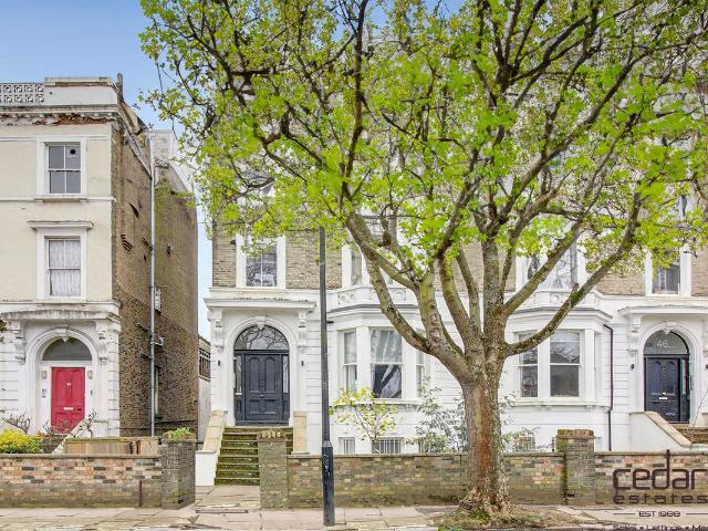 Hilldrop Road, Kentish Town N7, 3 bed flat to rent, £3,705 pcm | PrimeLocation