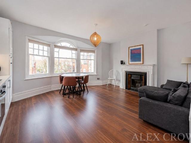 Hillfield Park, Muswell Hill N10, 3 bed flat to rent, £2,700 pcm | PrimeLocation