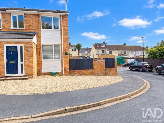 Hillfray Drive, Coventry CV3, 2 bed end terrace house to rent, £1,200 pcm | PrimeLocation