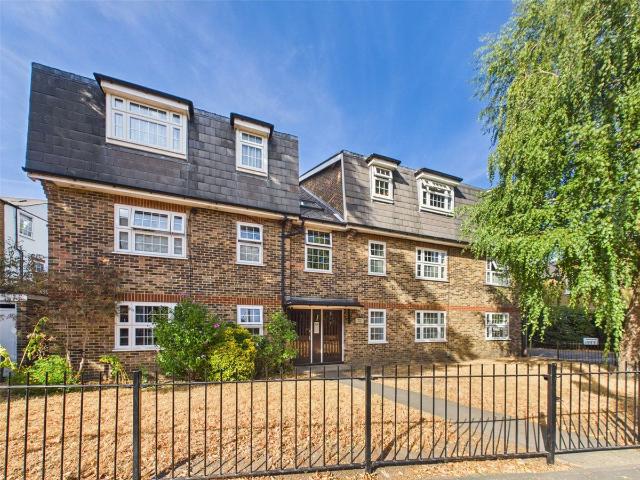 Hillier Lodge, Teddington TW11, Studio to rent, £1,250 pcm | PrimeLocation