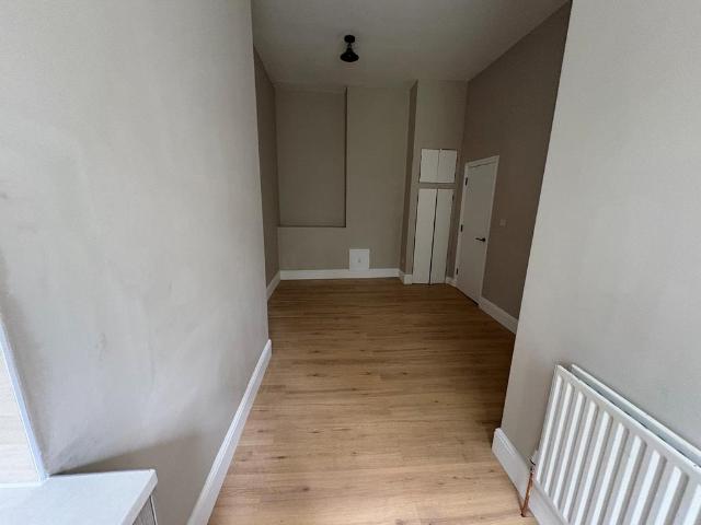 Hillmarton Road, Holloway N7 2 bed flat to rent £2,550 pcm £588 pw