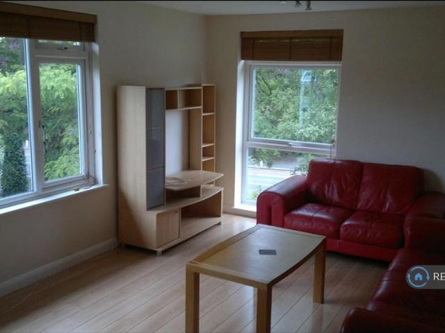 Hills Avenue, Cambridge, CB1 3 bed flat to rent £1,800 pcm £415 pw