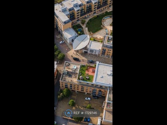 Hills Road, Cambridge CB2, 2 bed flat to rent, £3,200 pcm | PrimeLocation