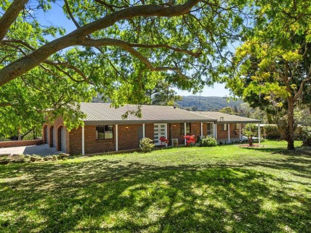 Hillside Acreage Escape