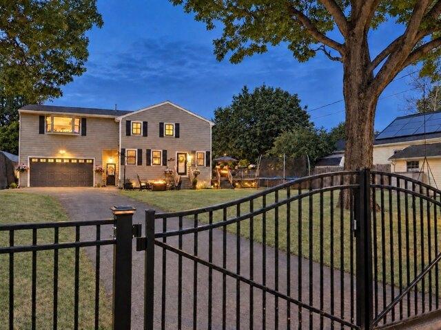 Hillside Ave, Beverly, Home For Sale