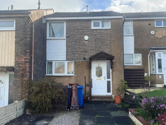 Hillside Avenue, Blackburn 3 bed townhouse to rent £800 pcm £185 pw