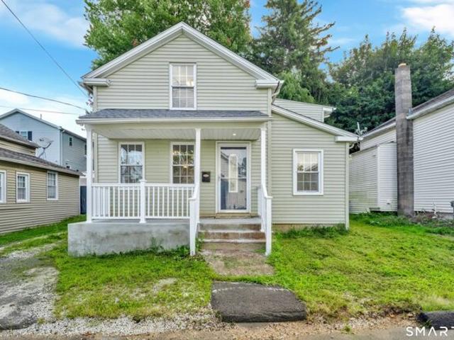 Hillside Ct, Middletown, Home For Sale