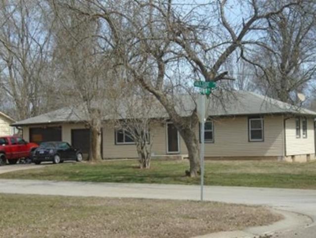 Hillside Dr