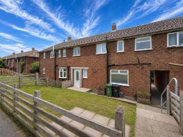 Hillsley Road, Paulsgrove PO6, 3 bed terraced house to rent, £1,600 pcm | PrimeLocation
