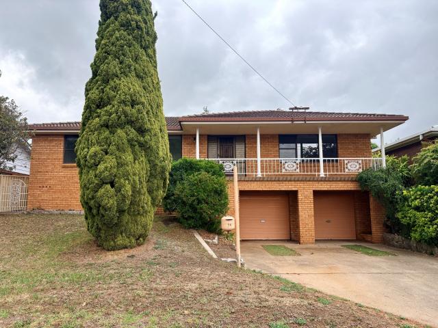 HILLVUE Spacious 3 Bedroom Home