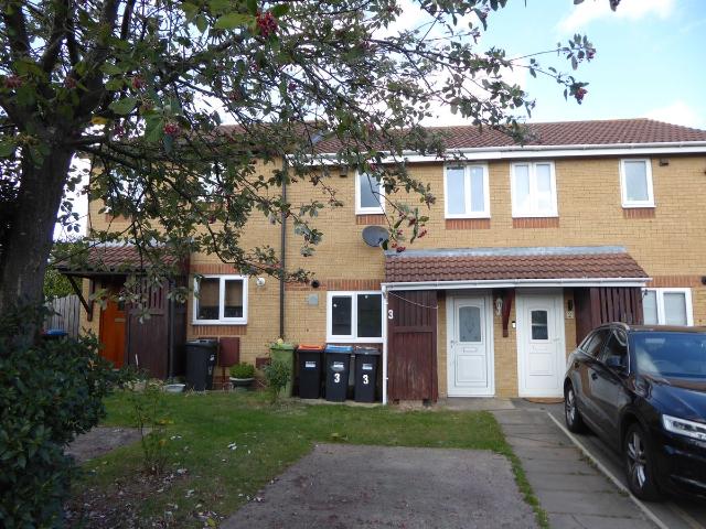 Hillyer Court, Peartree Bridge MK6, 2 bed terraced house to rent, £1,195 pcm | PrimeLocation