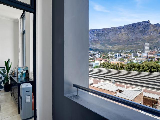 Hip Hop Plaza | One Bedroom Apartment | R17,000 per month