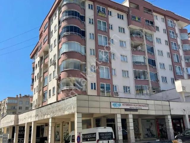Hipotez'den Beşevler Ana Cadde Üzerinde 5+1 Geniş Dubleks Daire