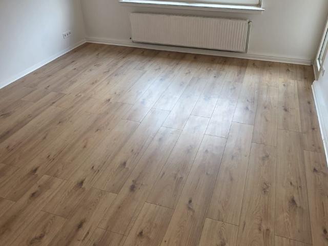 Hirtenweg: 4 Zimmer Wohnung mit Balkon im 3. OG in Lünen
