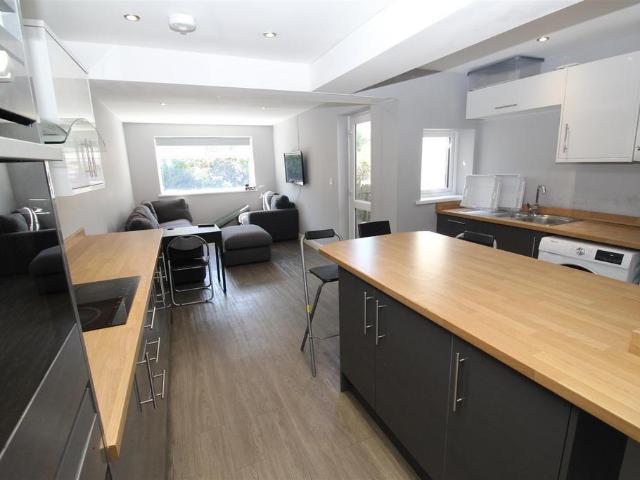 Hirwain Street, Cardiff CF24 7 bed house to rent £3,675 pcm £848 pw