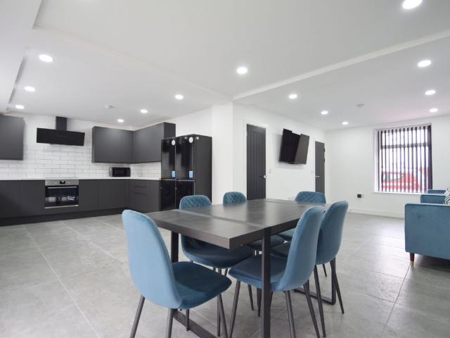 Hirwain Street, Cathays CF24, 6 bed terraced house to rent, £3,900 pcm | PrimeLocation