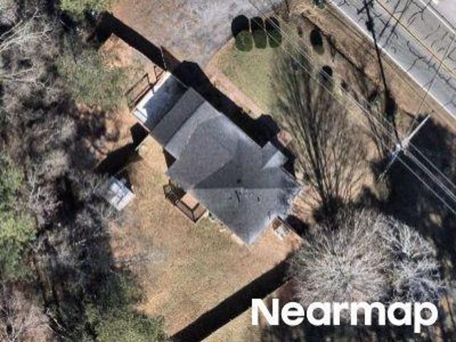 Hiram Lithia Springs Rd