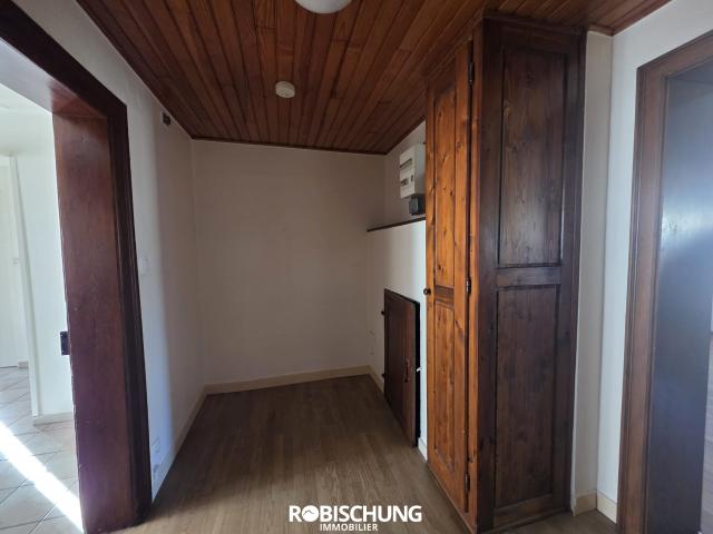 HIRSINGUE: Appartement de type F3 au RDC