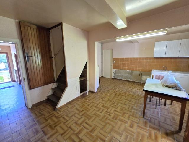 HIRSON 02 Vente maison avec 2 chambres ️️, grenier aménageable, terrasse et terrain ☘️