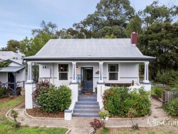 Historic charm with flexible living in William Jeffrey House