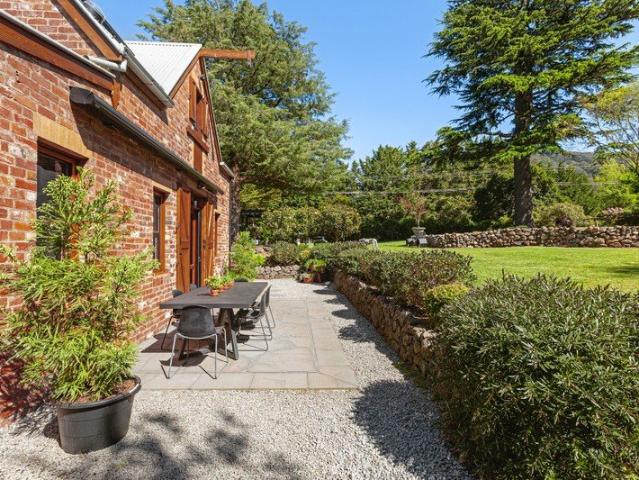 Historic Mount Macedon provenance